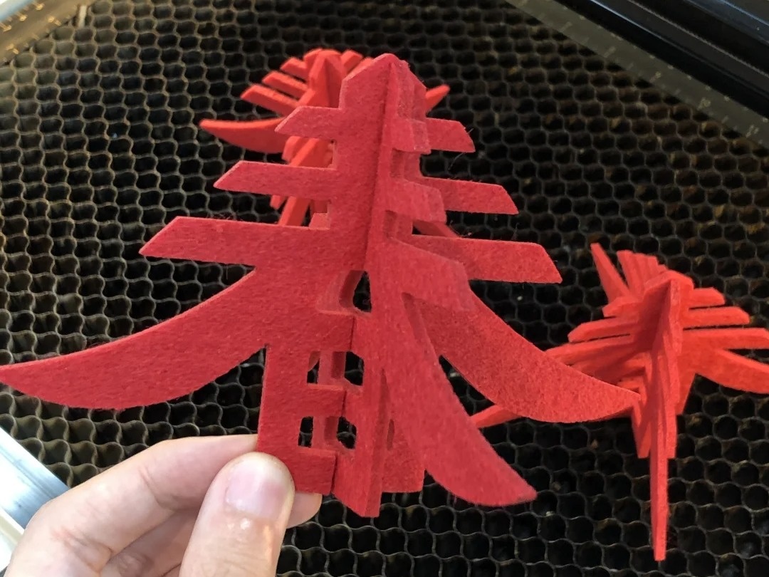 不织布“春”挂件