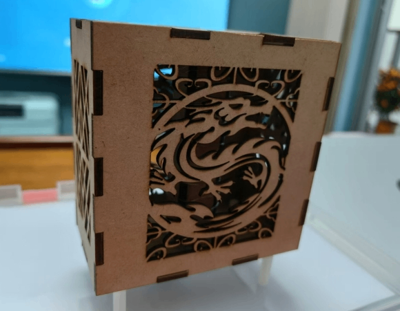 龙纹小夜灯